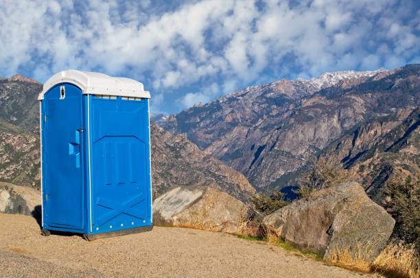 Porta potty delivery and setup in Walton, KY